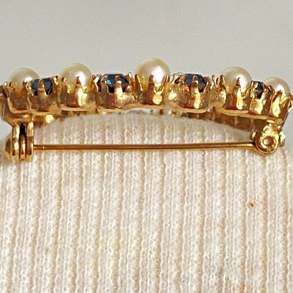 Gold Tone Brooch Faux Pearl And Blue Stone Circle Open Work - Picture 5 of 7